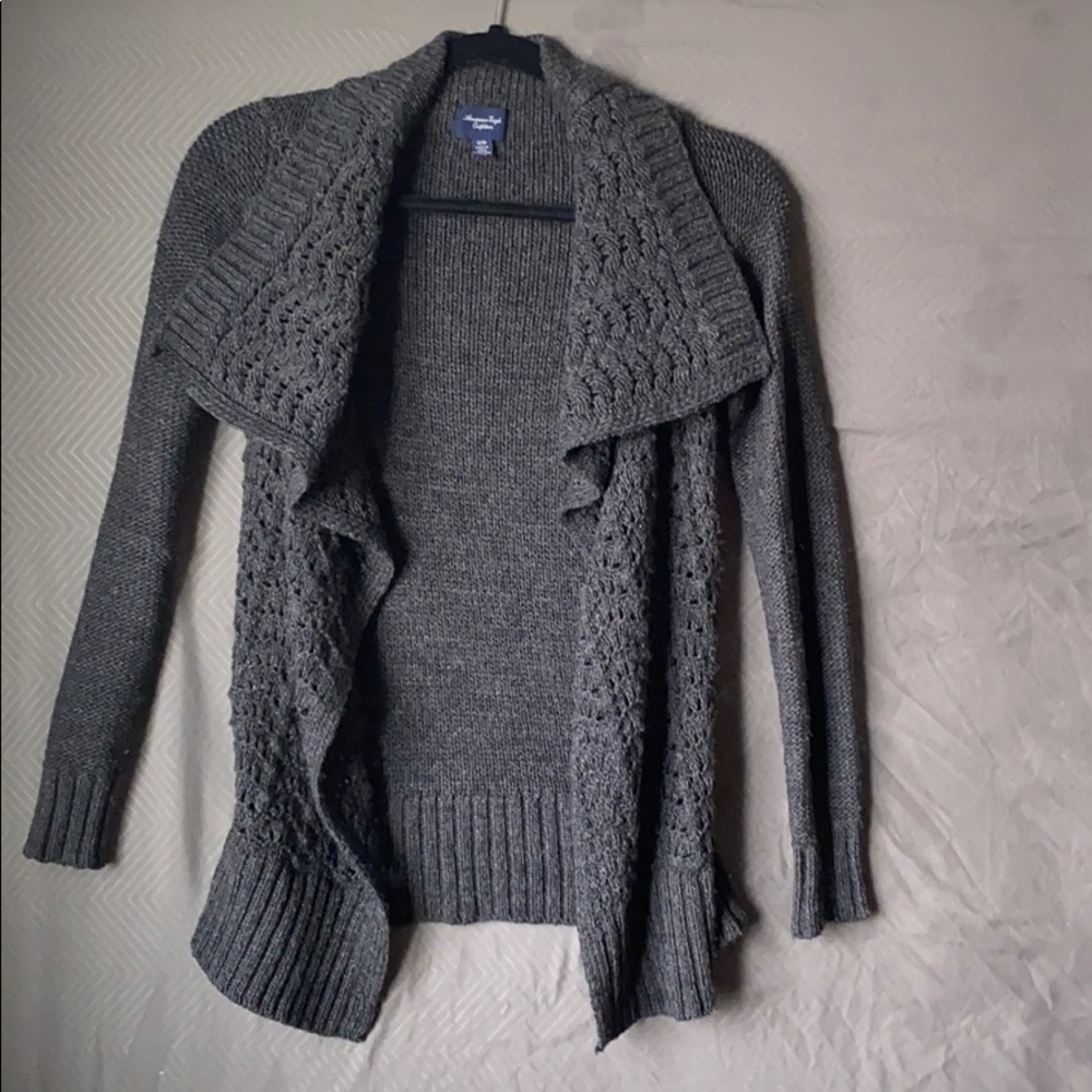 American Eagle knit Sweater